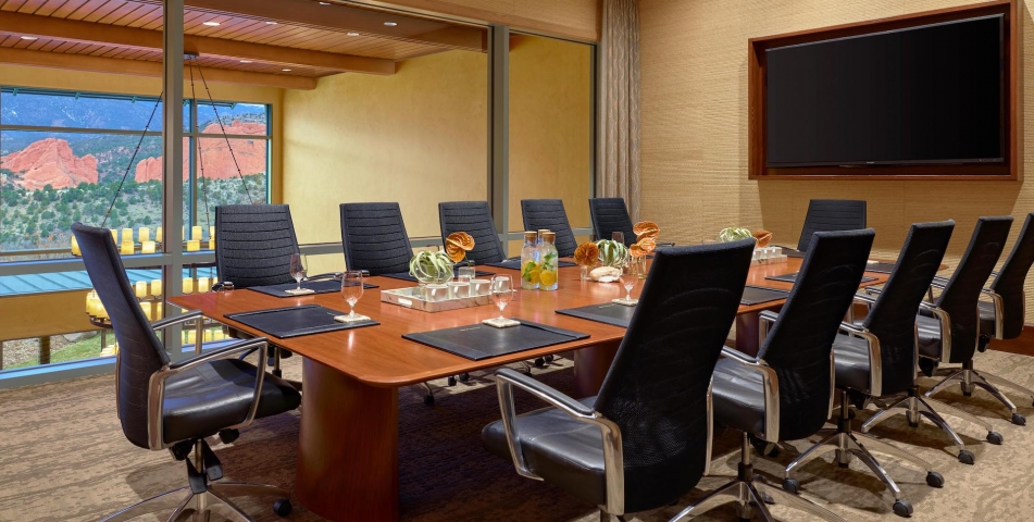 Mesa Boardroom - Meetings at Garden of the Gods Resort and Club